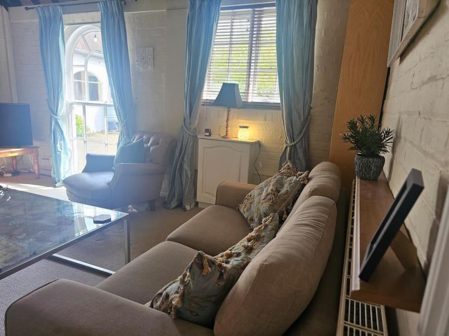 English Farmhouse Cottage Guildford Luaran gambar