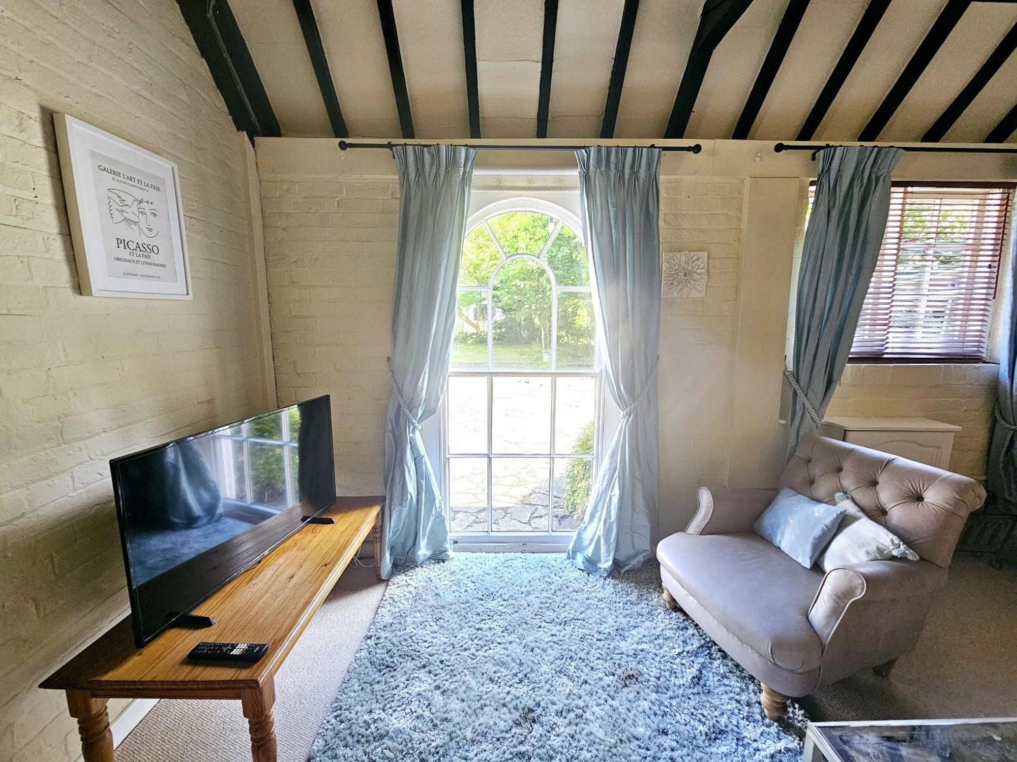English Farmhouse Cottage Guildford Luaran gambar